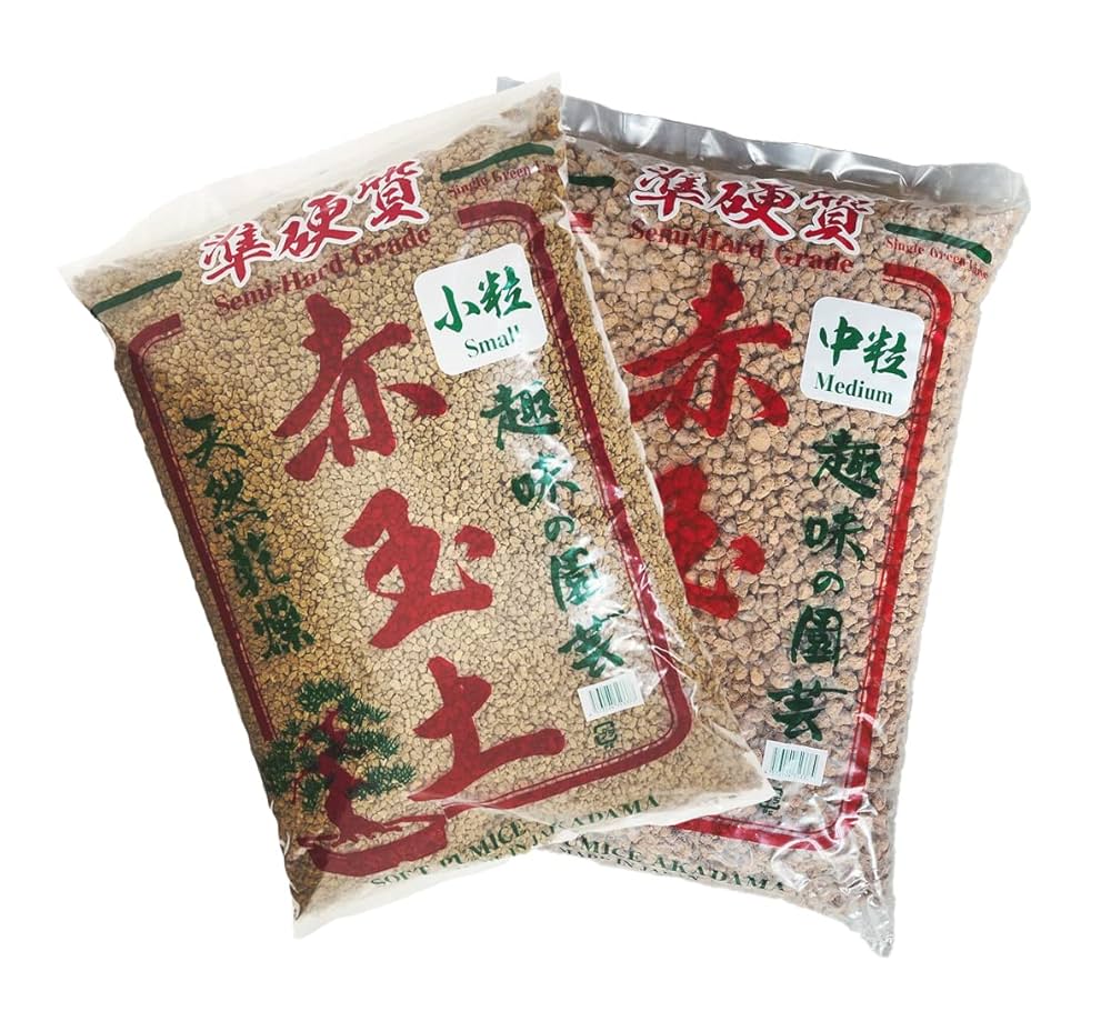 Amazon | 準硬質赤玉土 18L 2袋（36L) 小粒 1袋+中粒1袋セット